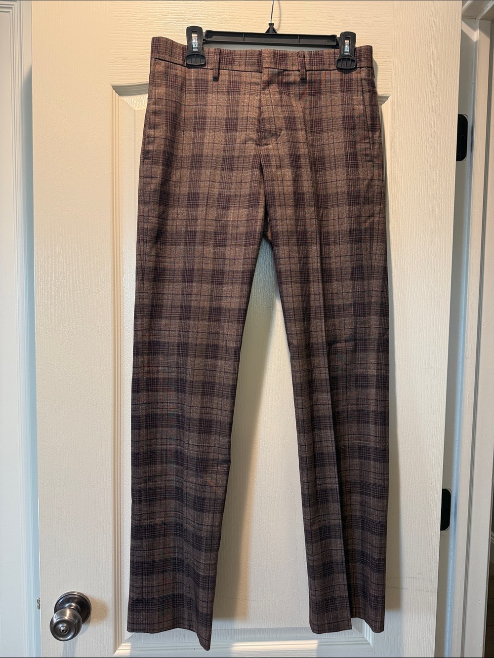 Like new Murano brown plaid dress slacks, size 29x32